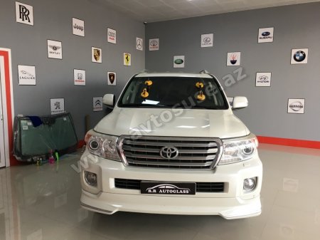 Toyota Landcruiuser FJ200