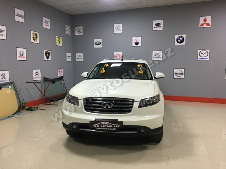 Infiniti FX35