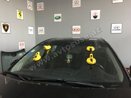 Toyota Camry 2015 zavod istehsalı şüşəsi