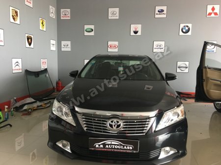 Toyota Camry 2015 zavod istehsalı şüşəsi