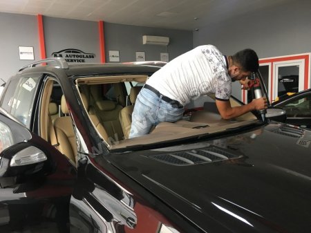 Mercedes Benz ML w164 zavod istehsalı şüşəsi