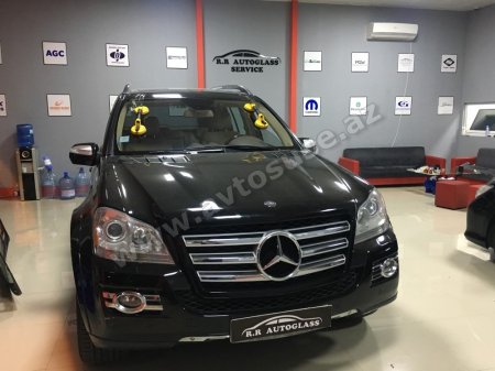 Mercedes Benz ML w164 zavod istehsalı şüşəsi