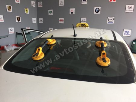 Kia Rio 2013 arxa şüşəsi