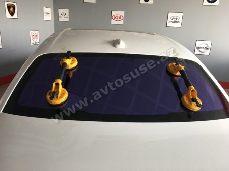 ROLLS ROYCE şüşəsi