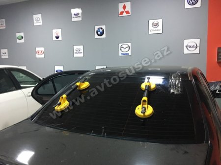 Mercedes benz w203 arxa şüşəsi