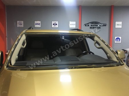 Toyota Land Cruiser FJ200 2010